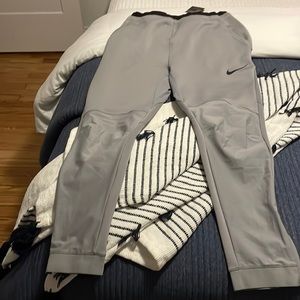 Mens Nike pro joggers